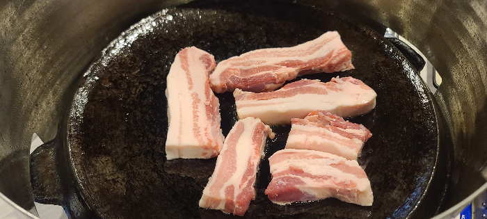 상대원동맛집 삼겹살맛집 무쇠뚝삼겹 메뉴판 생삽겹살 구이준비 삼겹살구이