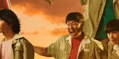 스포츠 머리에 교복을 입고 소리치고 있는 드라마 소년시대에서 조상우 역을 연기하는 배우 박건주