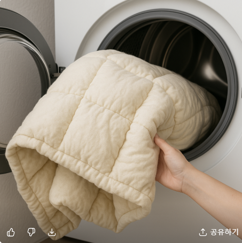 양모이불 세탁 후, 건조기로 &lsquo;이불털기&rsquo; 코스 사용 가능할까?｜원리&middot;조건&middot;안전가이드 관련 사진
