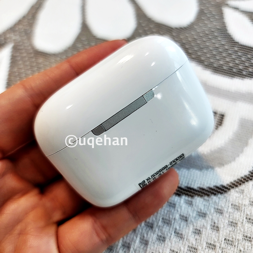 노브랜드 커널형 블루투스 이어폰 케이스 뒷면이다.