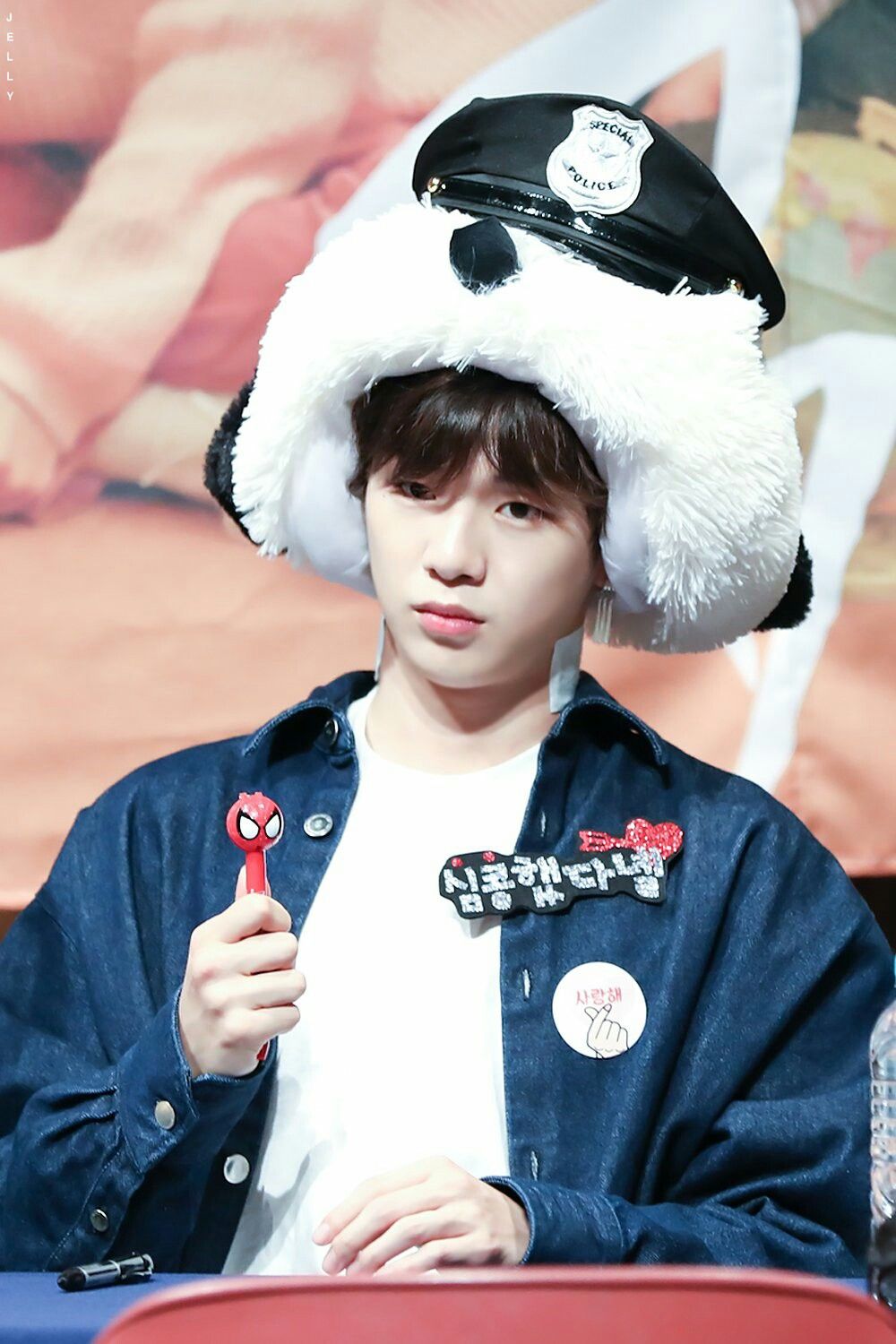 워너원 강다니엘 움짤