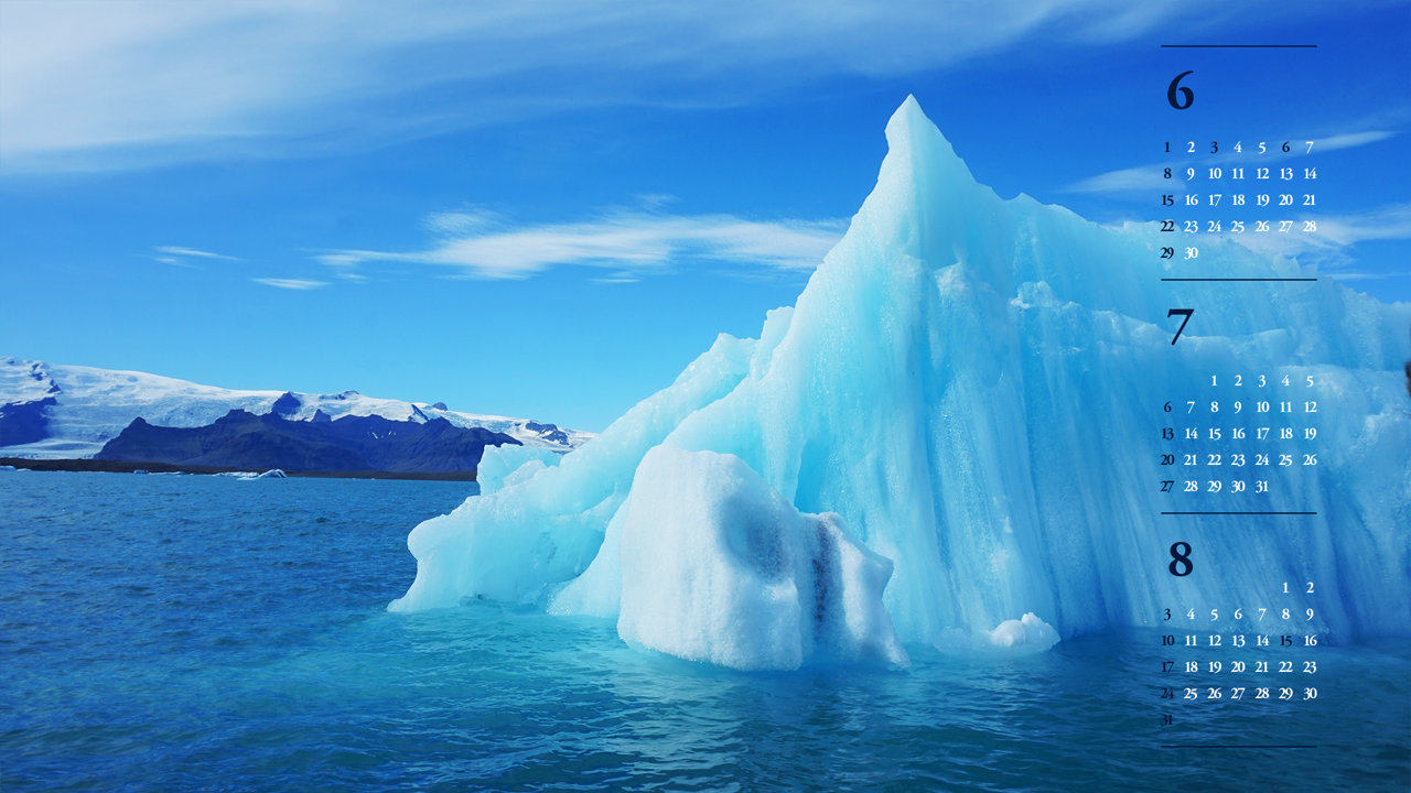 15 푸른 하늘과 빙산 B - 2025년7월 노트북배경화면