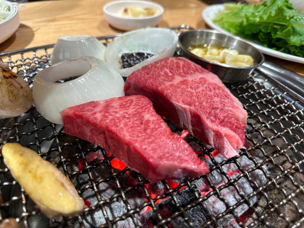 홍박사생고기