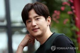 권율 작품 활동