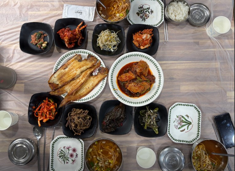 6시내고향 서천 박대정식 식당 상차림