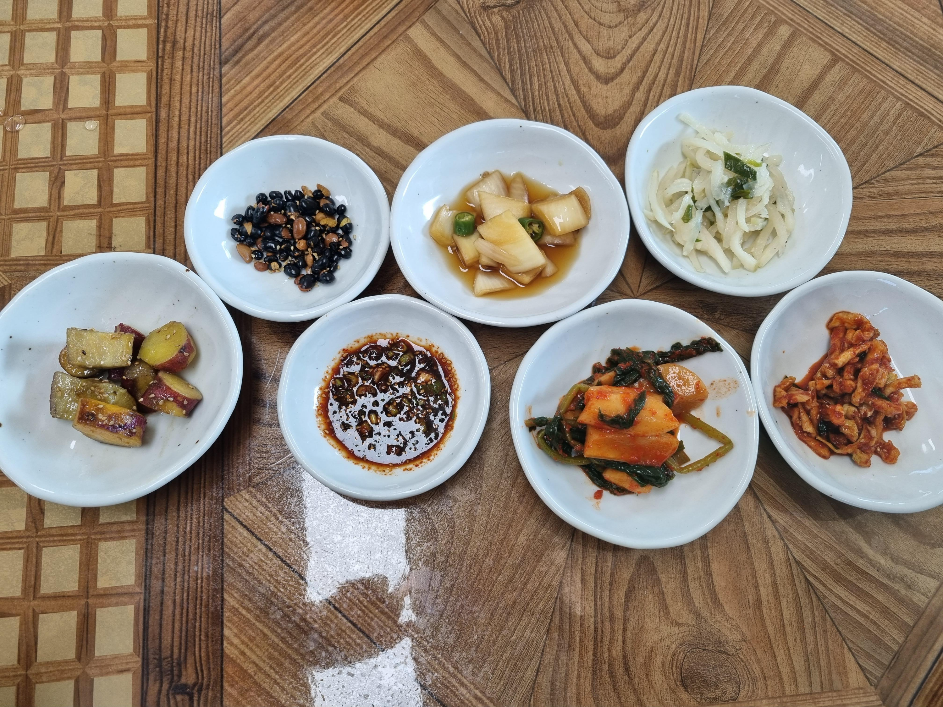 팔봉콩밭 밑반찬