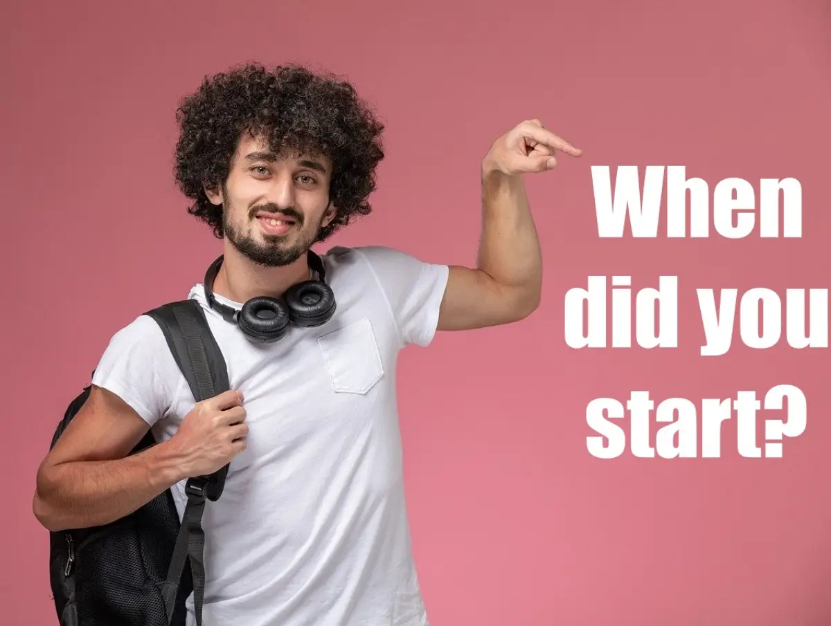 남자-손가락-지시-가입일