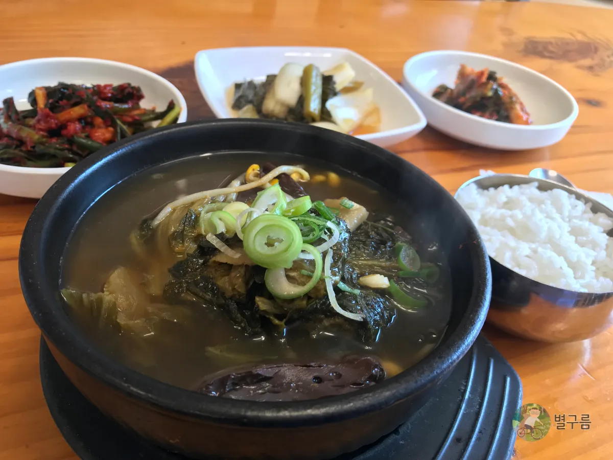 상계-일품정-선지해장국