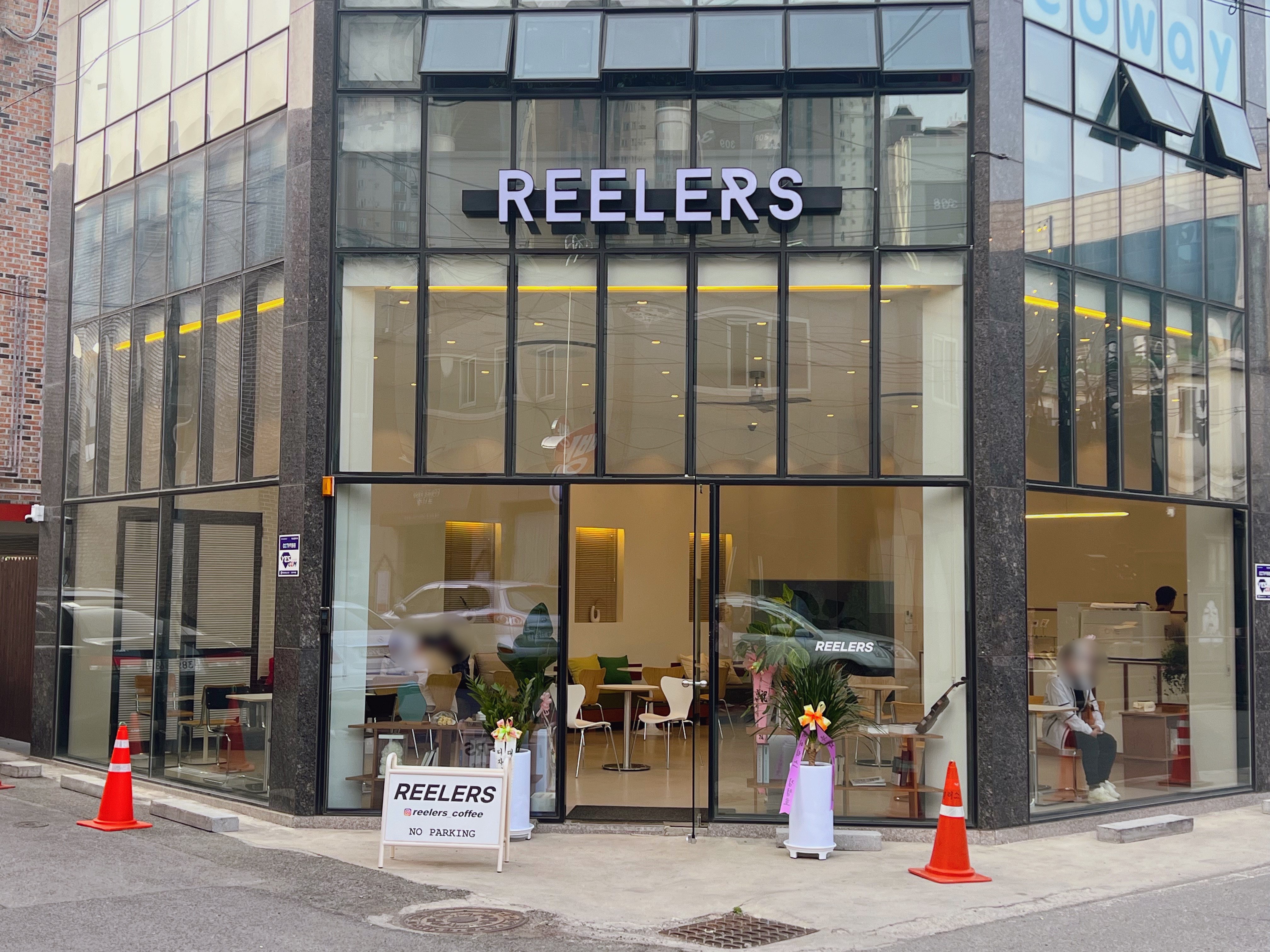 광주 월산동 REELERS 릴러스 카페