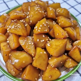 감자조림 맛있게 만드는법에 대해 반찬레시피_9