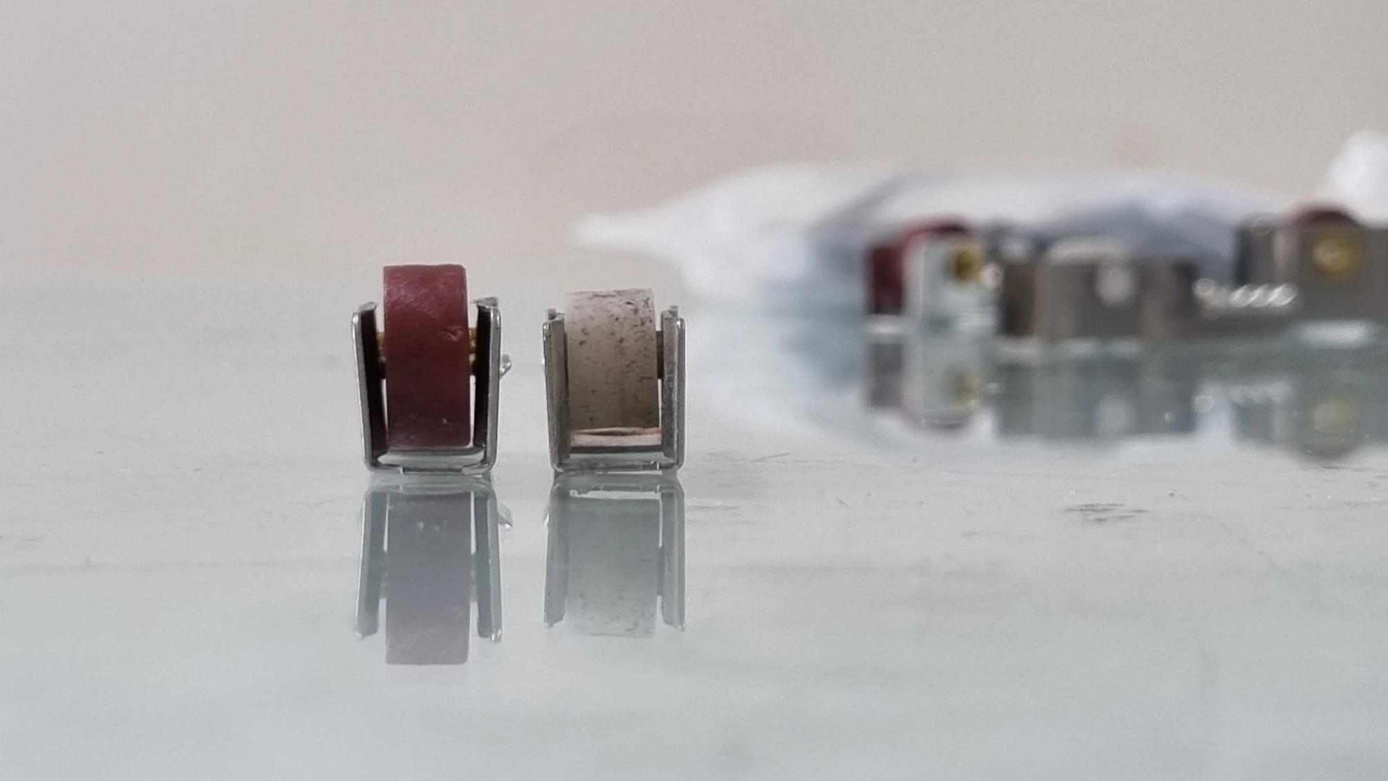 방충망 롤러 비교