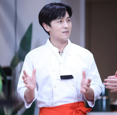 김동완