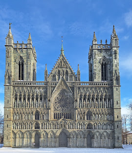 니다로스대성당 사진