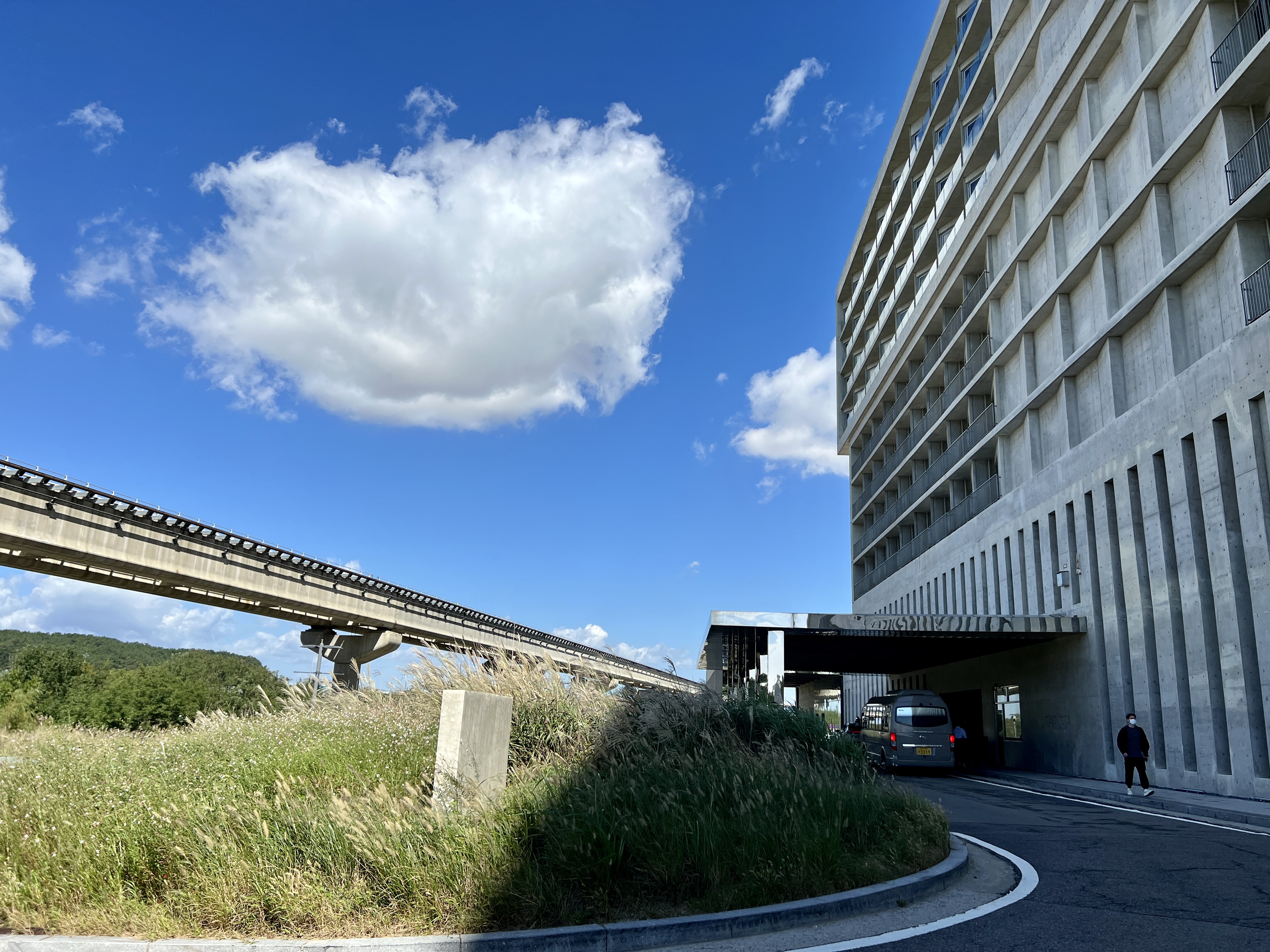 네스트 호텔 셔틀버스