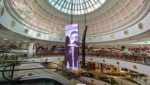 유로마2 쇼핑몰 실내 이미지