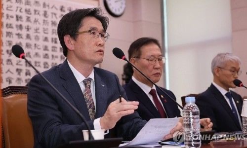 국회 행정안전위원회에 출석한 목현태 총경은