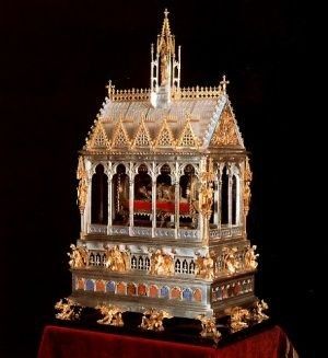 이슈트반의 오른손 이미지:pinterest