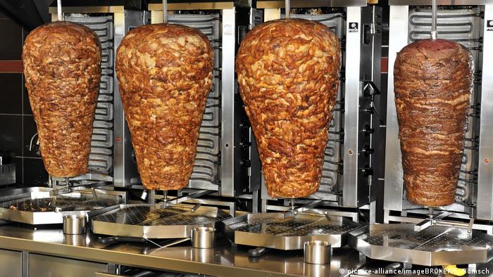 양고기 되네르 케밥