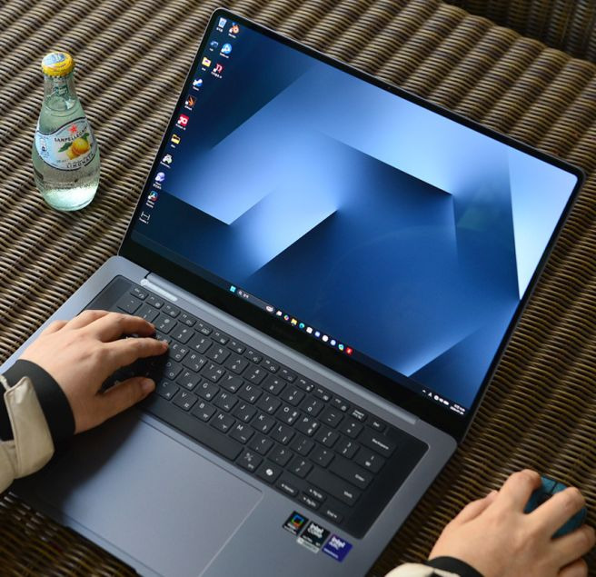 삼성전자 AI 구독클럽 가입 혜택 및 갤럭시 북6 모델별 출시 가격 안내 인포그래픽