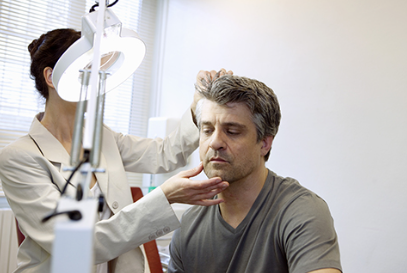 여성 탈모의 유형과 원인 그리고 전문가 조언과 판토가 캅셀 치료