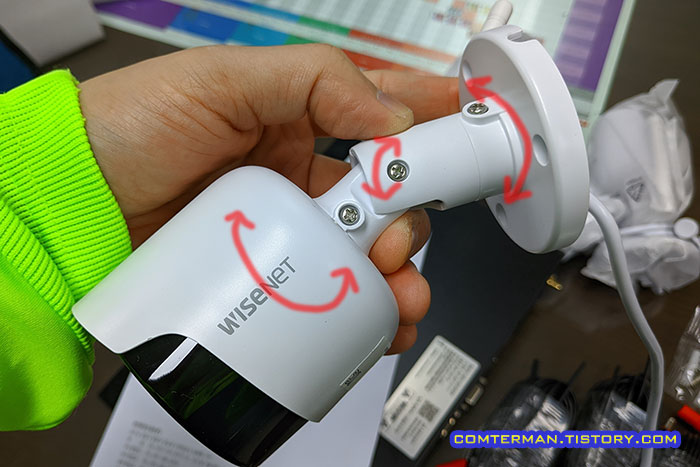 SNK-B73047BW 카메라 각도 조절
