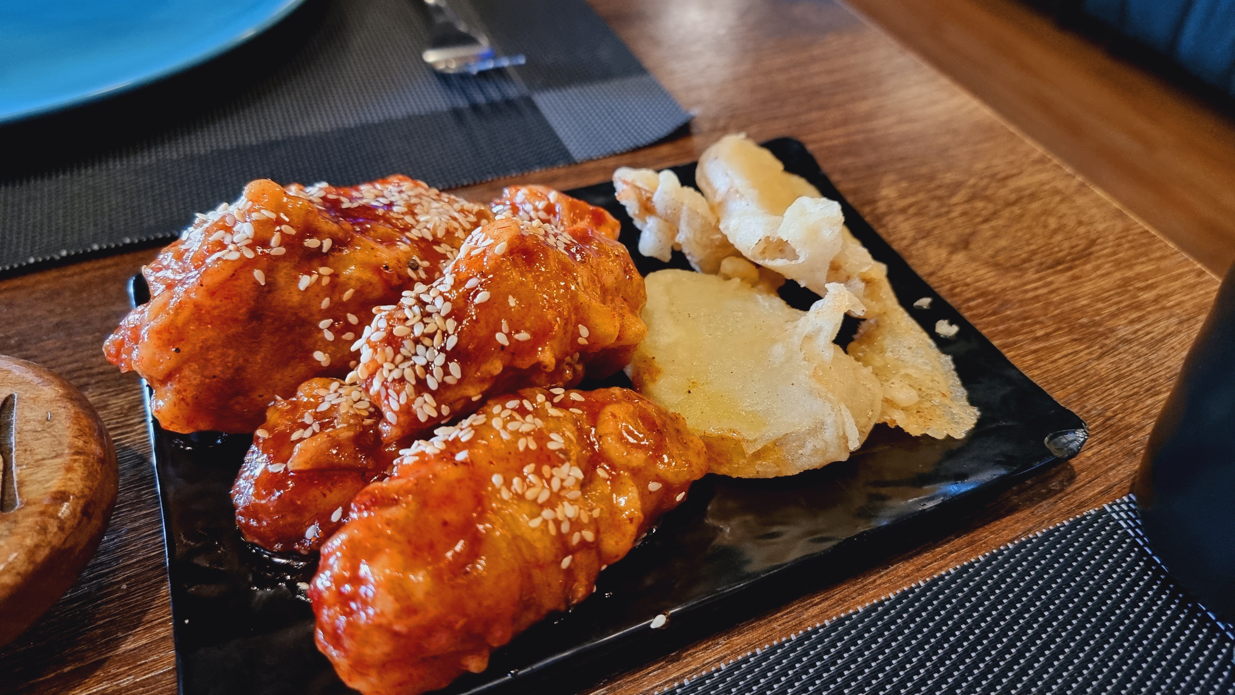 주문한 치킨과 맥주