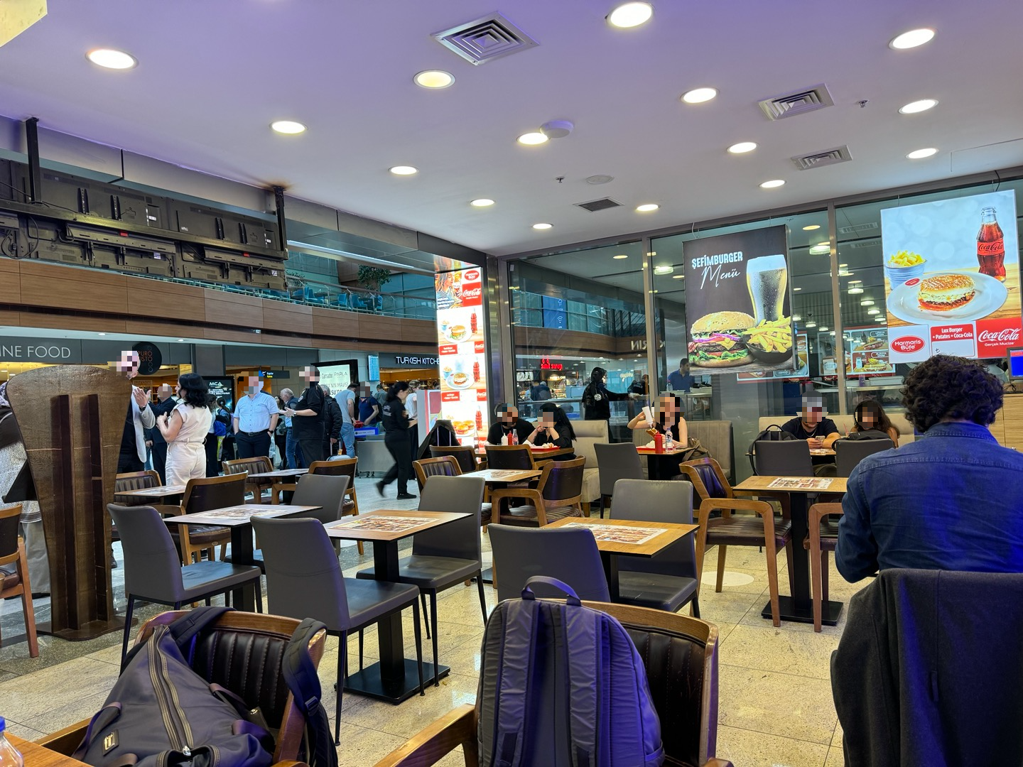 Marmaris Büfe 내부