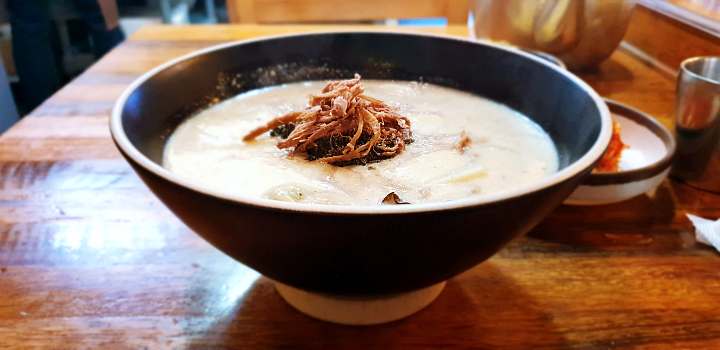 식객 허영만 백반기행 박은영 편 메밀칼국수 메밀밥 봄동 겉절이 메밀 새우 교자 만두 관악 신림 맛집 소개