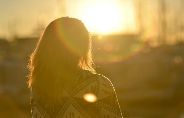 햇빛과 여성