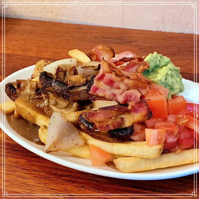 이태원&#44; 한남동 맛집 캐나다 퀘백주 전통음식 푸틴