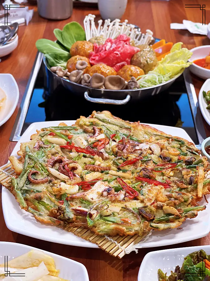 생생정보 꽃송이 굴림만두 전골 맛집