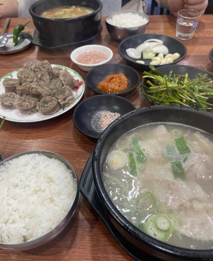 백반기행-부산-돼지국밥