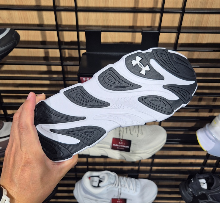 언더아머 헤일로 러너 장단점