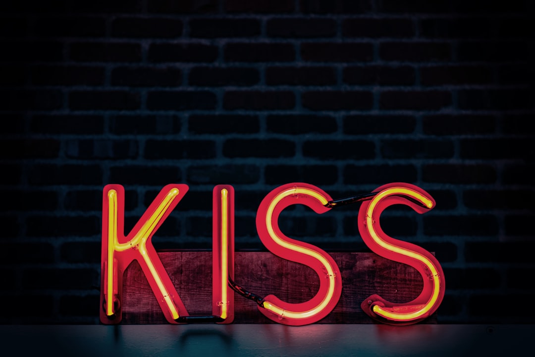 Kiss