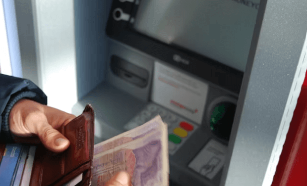 카드 없이 ATM 현금 뽑는 법 (은행 앱 활용)