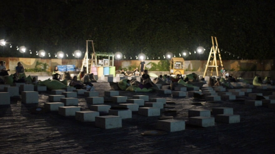 탱크박스 산속 영화관 사진