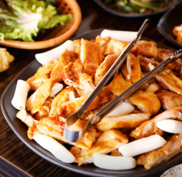 유명숯불닭갈비 가평본점 