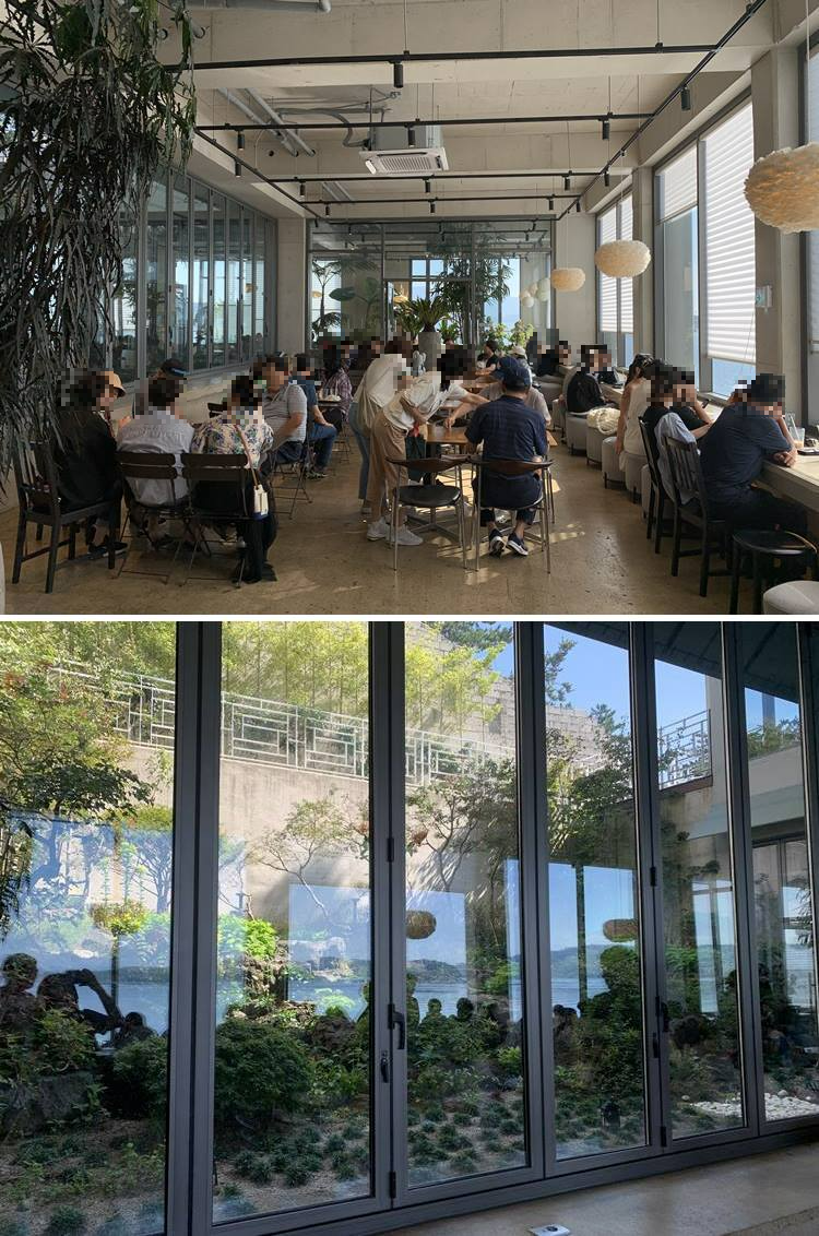 프롬나드 1층 안쪽 자리