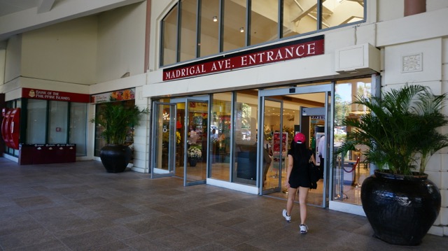 필리핀-문틴루파-종합쇼핑몰-알라방타운센터