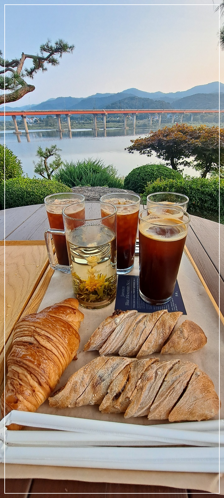 커피,-차-베이커리