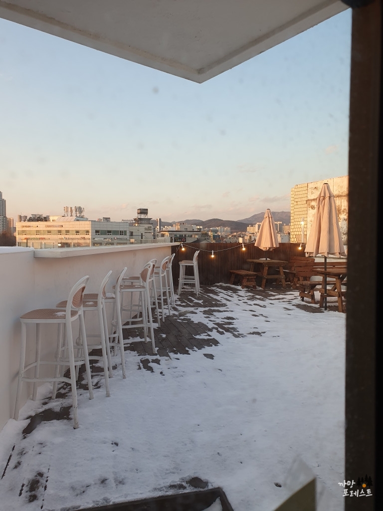 헤올 커피로스터즈 4층 루프탑