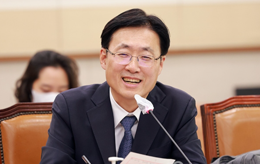 헌재 재판관 주요 판결 사례 및 성향 분석|8인 체제 기준