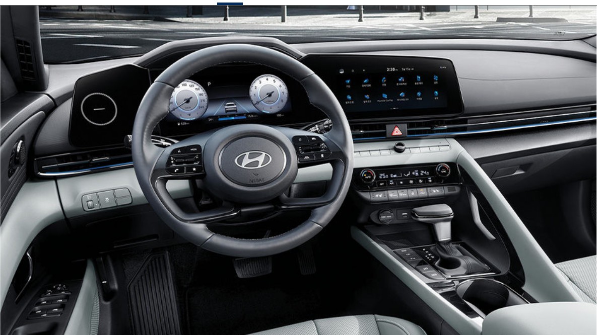 더뉴아반떼-내부