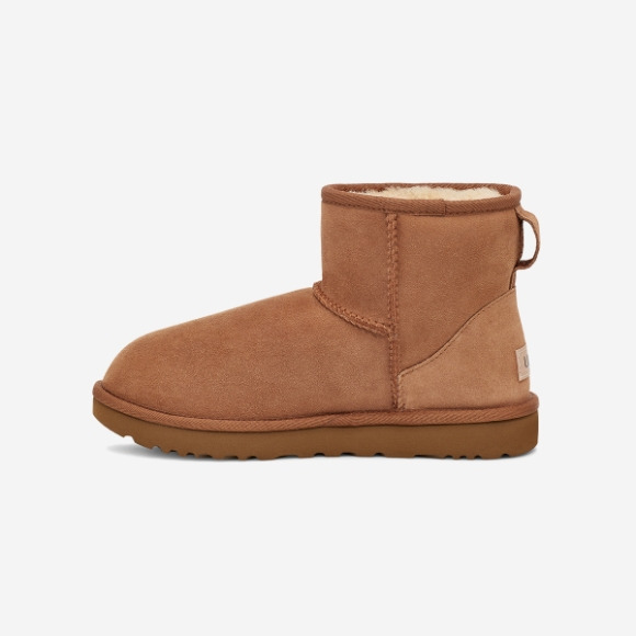 UGG 클래식 미니