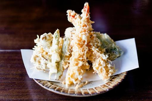 간헐적 단식 중 피해야 할 음식 튀김