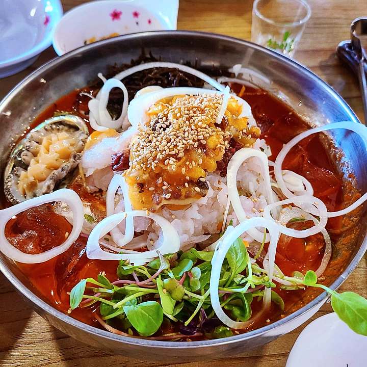 트렌드스페셜 강릉 3대째 이어 온 해산물 요리 물회 도루묵구이 맛집