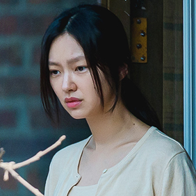 이토록 친밀한 배신자 등장인물 최유화