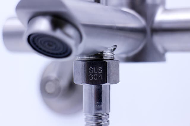 304 vs 316 스테인리스: 해양 환경에서의 내식성 비교 실험