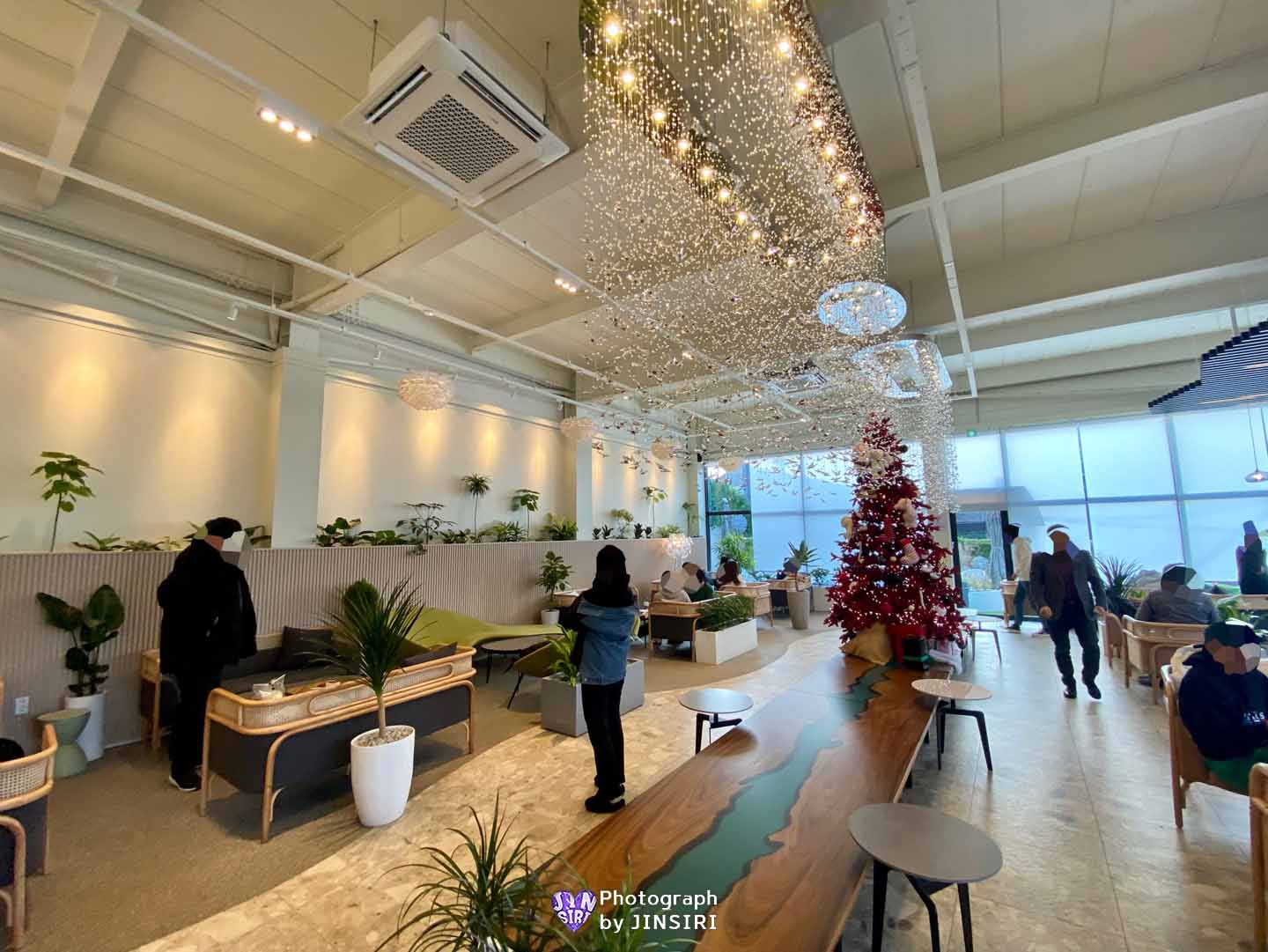 ๊นํฌ ํ๋์์ธ๋ ๋ฒ ์ด์ปค๋ฆฌ ๋ํ์นดํ ์์ธ๊ทผ๊ต ๋๋ผ์ด๋ธ ๋นต์