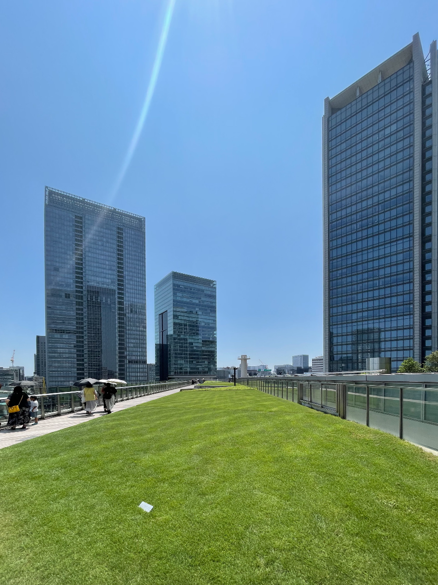 도쿄역 킷테 마루노우치 타워 킷테 정원